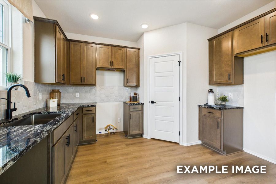 Representative furnished interior of a home built from the The Florence C by Davidson Homes LLC in Buffalo Way Villas, Houston (Image 9).