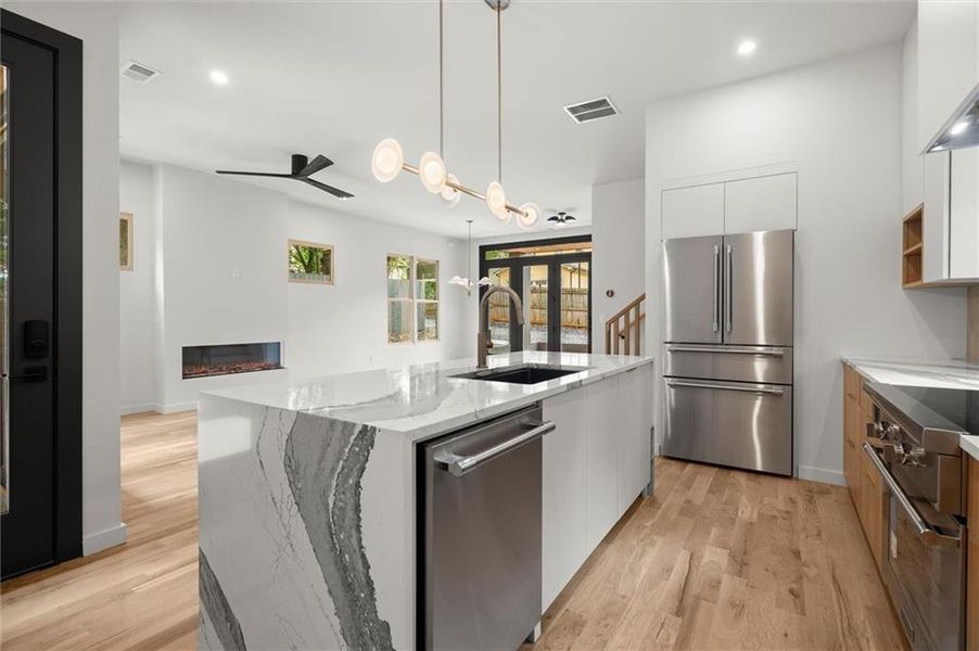 Furnished interior view inside a new home in , Atlanta (Image 7).