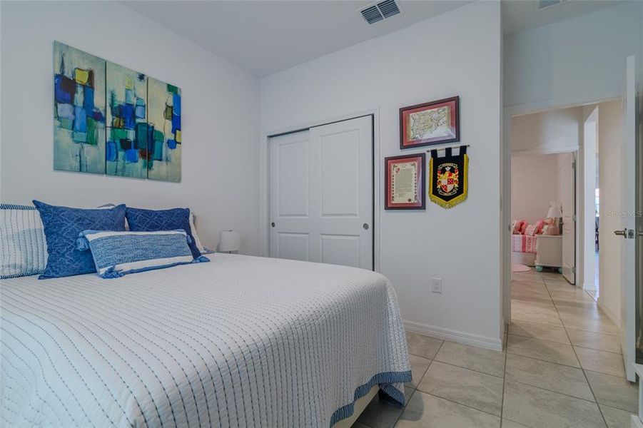 Furnished interior view inside a new home in , Ocala (Image 6).