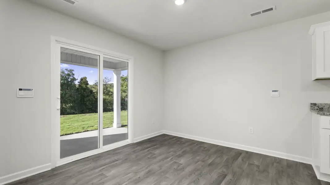 Spacious, unfurnished interior of a new home in Quail Haven, Winston-Salem (Image 18). Spacious, unfurnished interior of a new home in Quail Haven, Winston-Salem (Image 18).