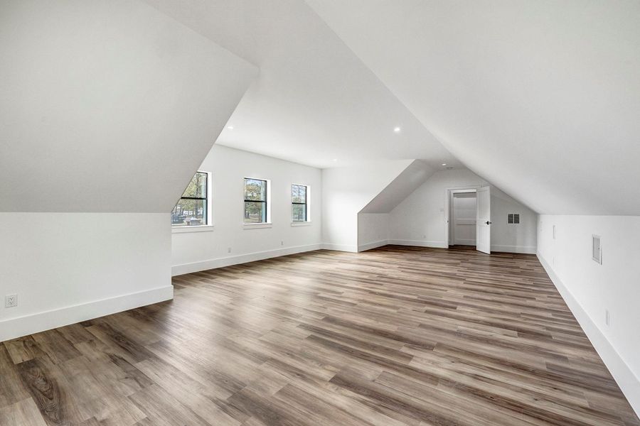 Spacious, unfurnished interior of a new home in , Magnolia (Image 41).