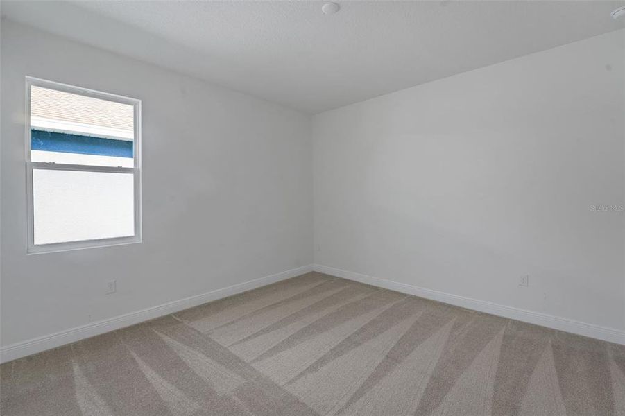 Spacious, unfurnished interior of a new home in Angeline, Land O' Lakes (Image 14).