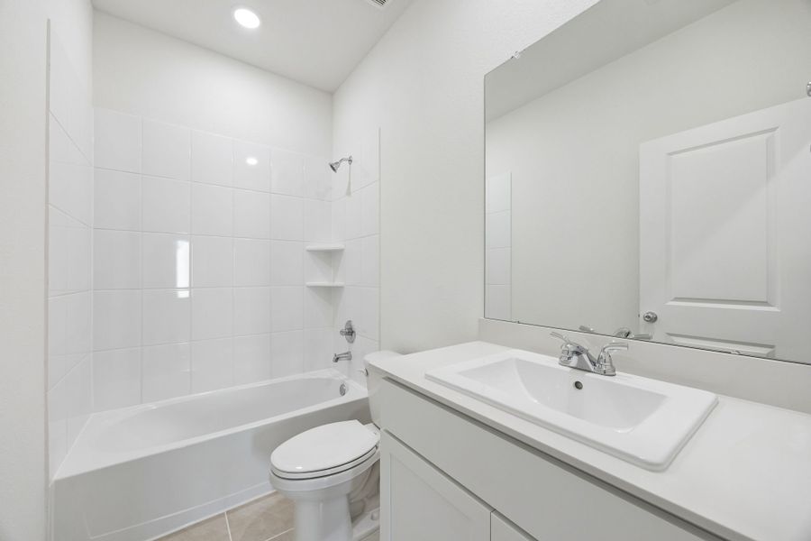 Furnished interior view inside a new home in Riviera Pines, Huffman (Image 12).