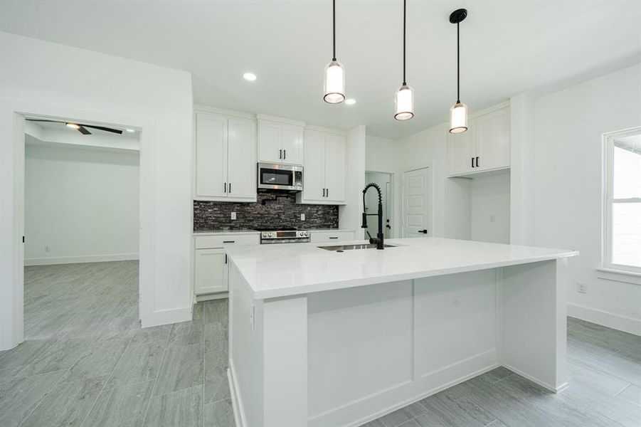 Furnished interior view inside a new home in , Malakoff (Image 12).