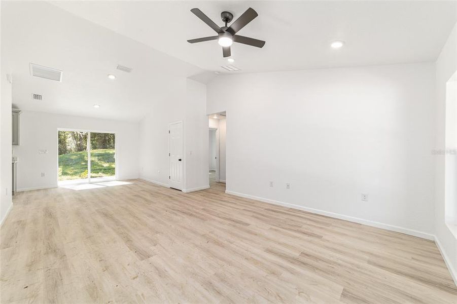 Spacious, unfurnished interior of a new home in , Ocala (Image 6). Spacious, unfurnished interior of a new home in , Ocala (Image 6).