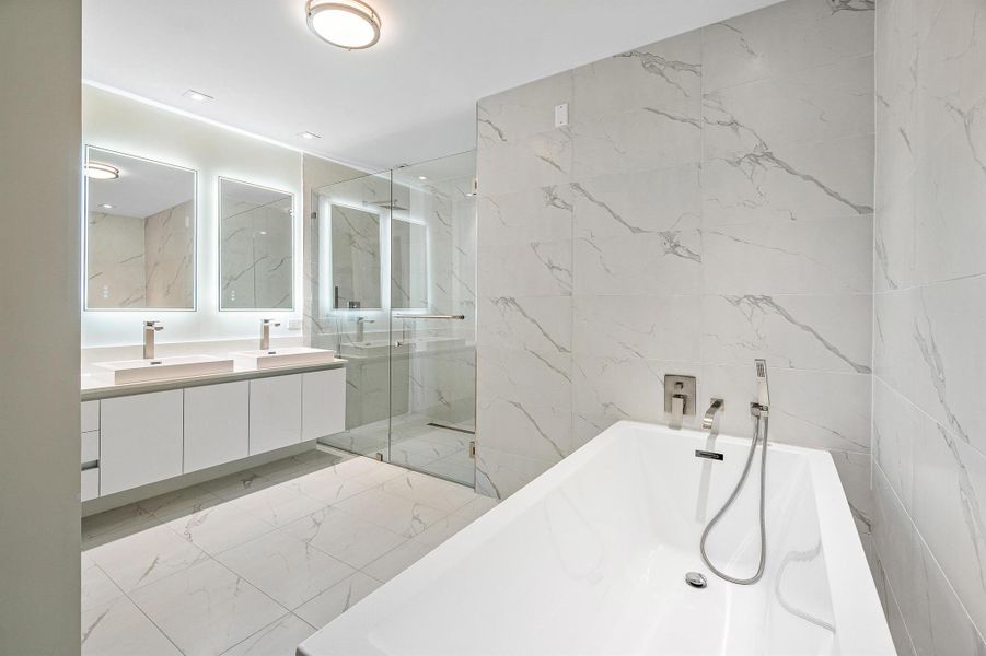 Furnished interior view inside a new home in , West Palm Beach (Image 25).