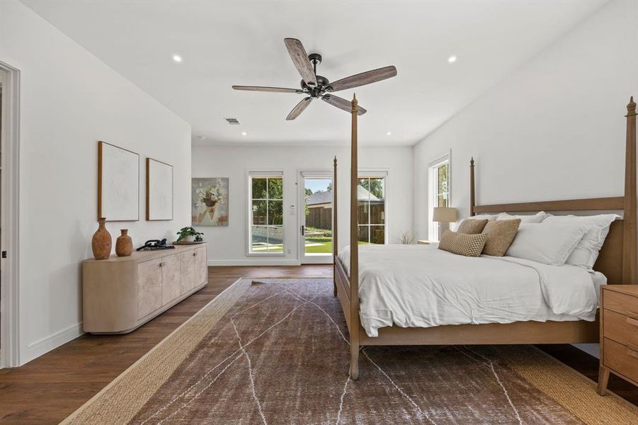 Furnished interior view inside a new home in , Dallas (Image 6). Furnished interior view inside a new home in , Dallas (Image 6).