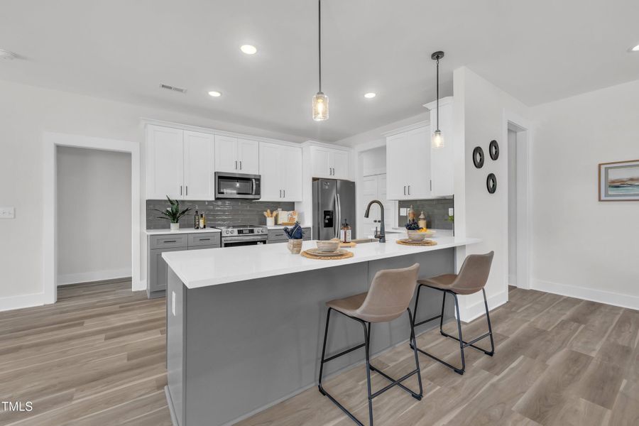 09-4518 Fairhaven Dr-6