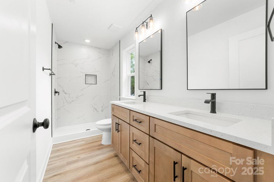 Furnished interior view inside a new home in , Shelby (Image 6).