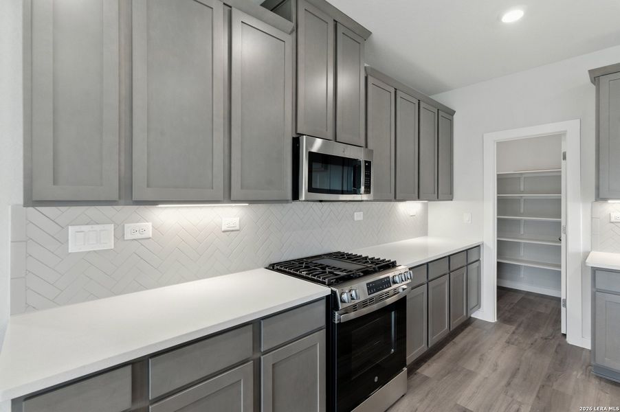 Furnished interior view inside a new home in Weltner Farms 50’s, New Braunfels (Image 13).