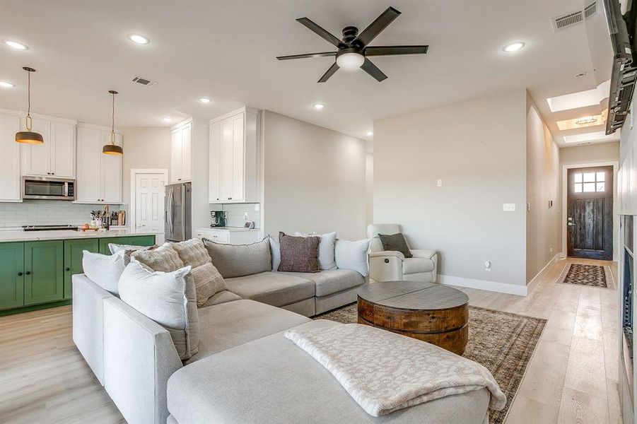 Furnished interior view inside a new home in , Mineral Wells (Image 16).