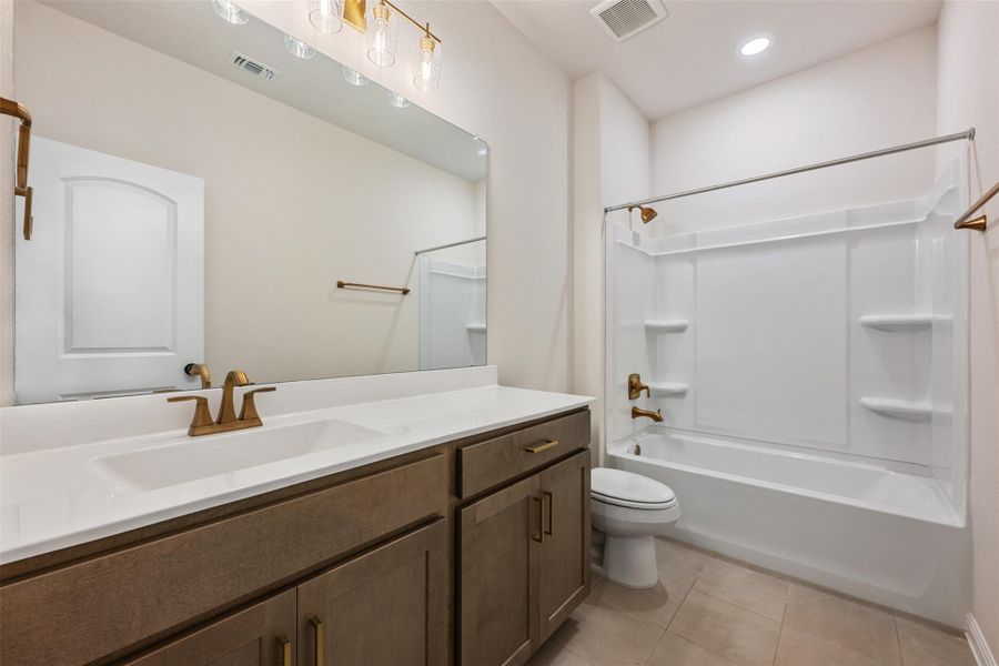 Furnished interior view inside a new home in Covered Bridge, Hutto (Image 6). Furnished interior view inside a new home in Covered Bridge, Hutto (Image 6).