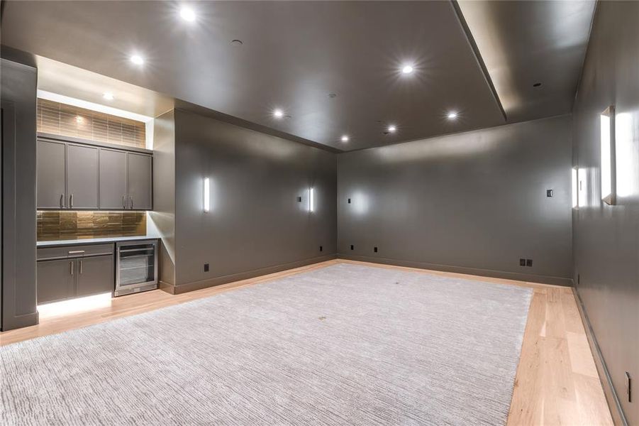 Spacious, unfurnished interior of a new home in , Dallas (Image 21).