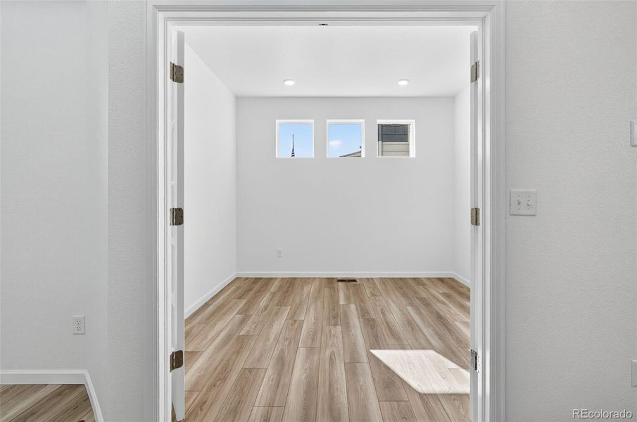 2073 Barnwood Drive ~ Ready Now 2073 Barnwood Drive ~ Ready Now