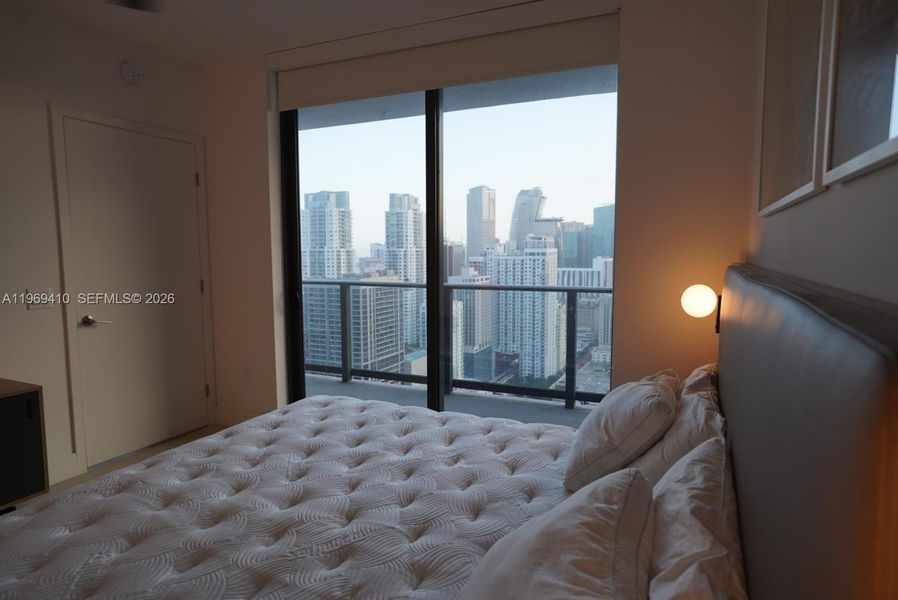 Image 27 of a home in Gale Hotel & Residences Miami (former Natiivo). Image 27 of a home in Gale Hotel & Residences Miami (former Natiivo).