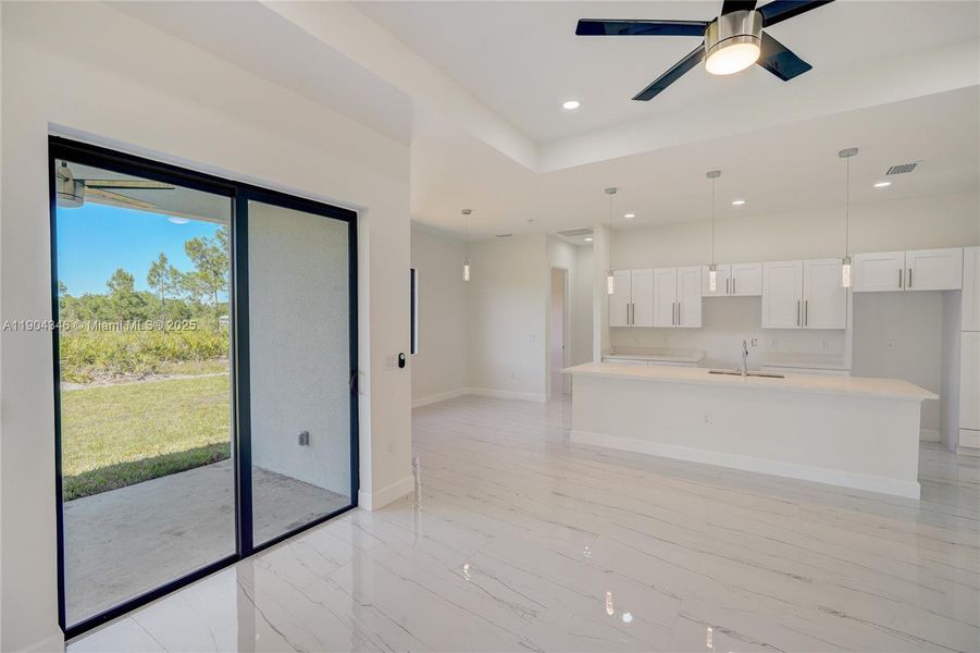 Spacious, unfurnished interior of a new home in , Lehigh Acres (Image 19).