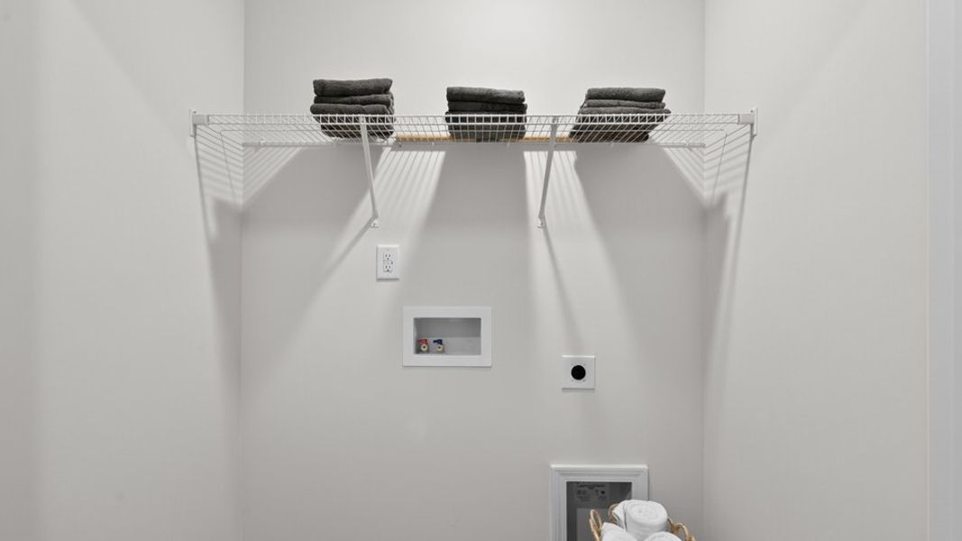 Representative unfurnished interior of a home built from the Pearson by D.R. Horton in Battle Crossings, Raleigh (Image 20).