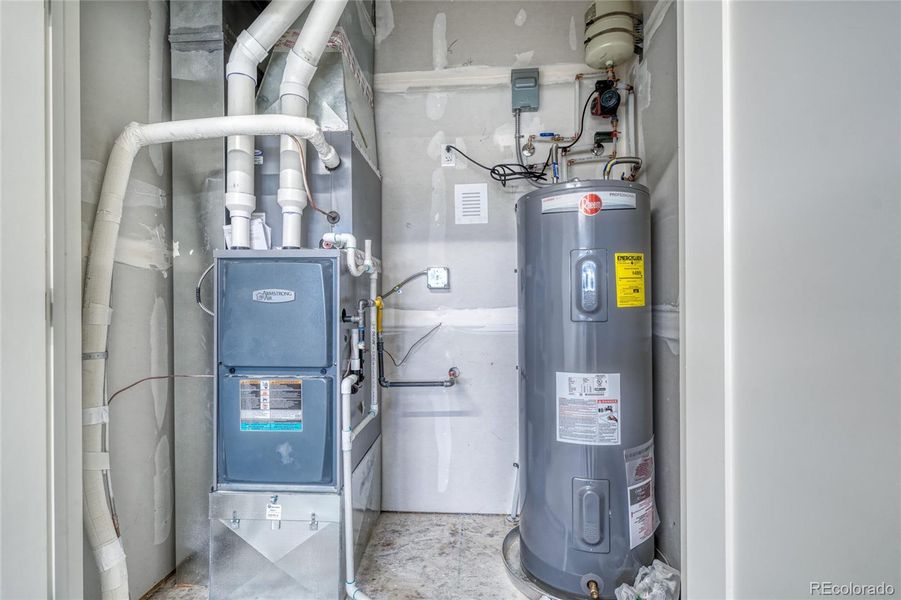 Image 34 of a home in .