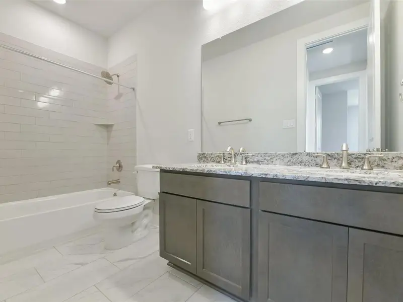 Furnished interior view inside a new home in Lago Mar, Texas City (Image 10). Furnished interior view inside a new home in Lago Mar, Texas City (Image 10).