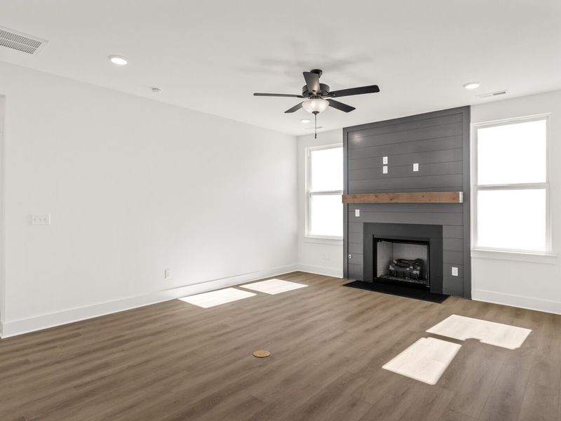 Spacious, unfurnished interior of a new home in Woods Crossing, Gallatin (Image 53).