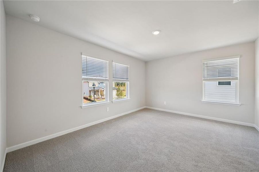 Spacious, unfurnished interior of a new home in Martin Springs - Reserve Series, Lawrenceville (Image 33).