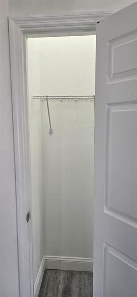 Spacious, unfurnished interior of a new home in , Sebring (Image 16).