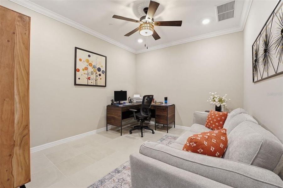 Furnished interior view inside a new home in , Port Charlotte (Image 21).