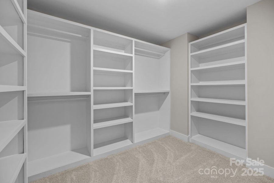 Spacious, unfurnished interior of a new home in , Waxhaw (Image 29). Spacious, unfurnished interior of a new home in , Waxhaw (Image 29).