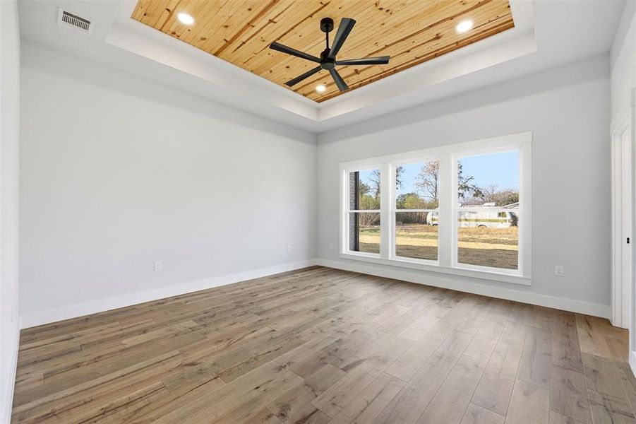 Spacious, unfurnished interior of a new home in , Grandview (Image 17). Spacious, unfurnished interior of a new home in , Grandview (Image 17).