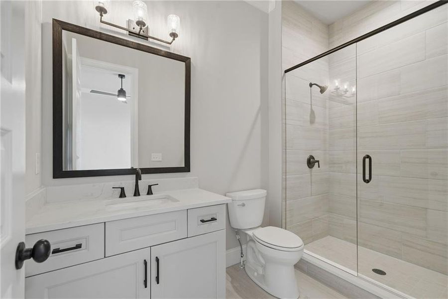 Furnished interior view inside a new home in , Gainesville (Image 15).