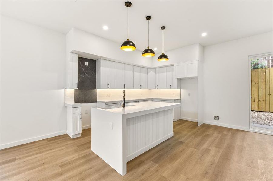 Furnished interior view inside a new home in , Dallas (Image 12).