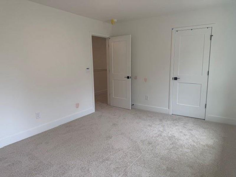 Spacious, unfurnished interior of a new home in Thunder Ridge, Dawsonville (Image 21).