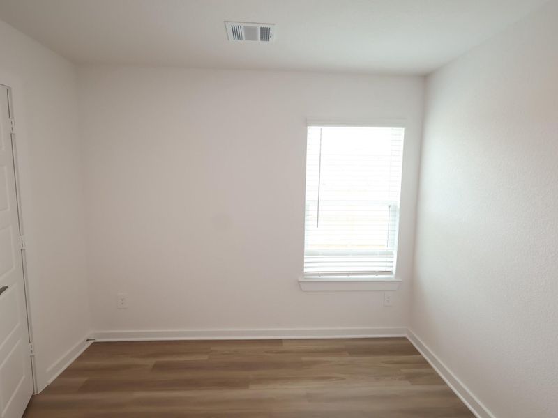 Spacious, unfurnished interior of a new home in Moran Ranch, Willis (Image 15).