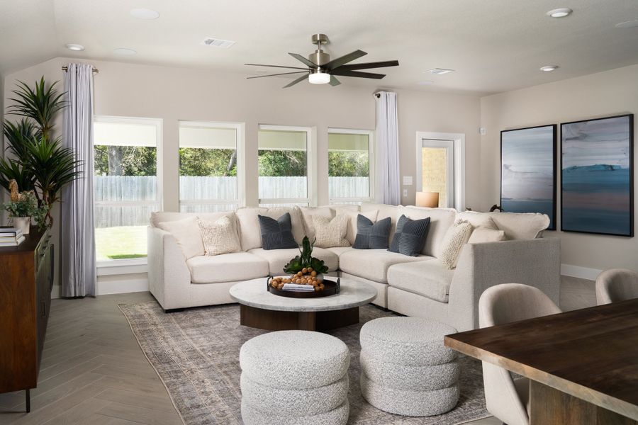Representative furnished interior of a home built from the Olympic by Beazer Homes in Sorella, Tomball (Image 5).