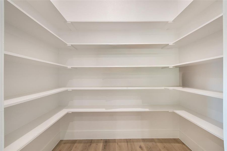 Spacious, unfurnished interior of a new home in , Dallas (Image 22).