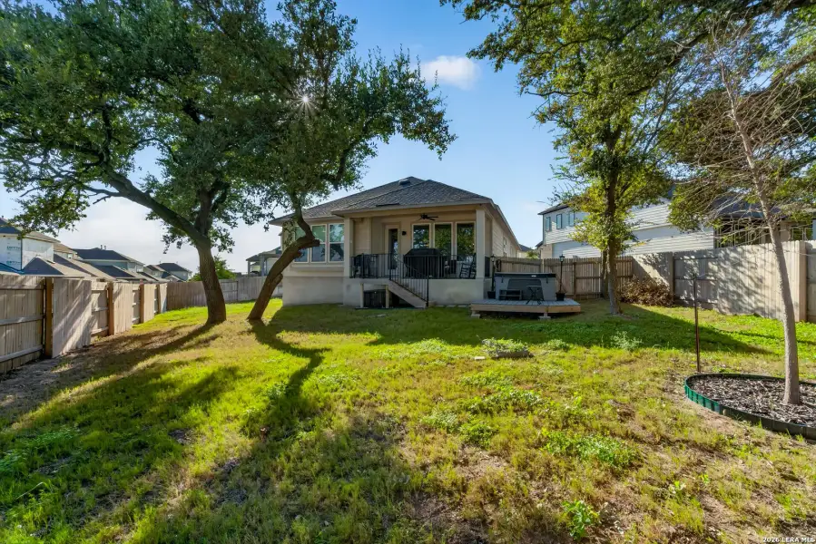 Exterior details and patio area of a home in Park Hill Commons, San Antonio (Image 22).
