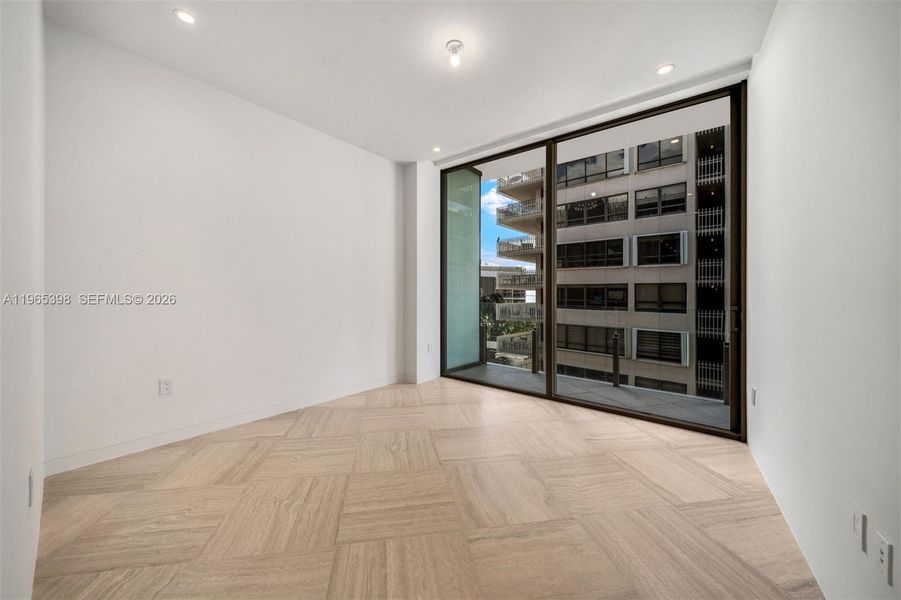 Spacious, unfurnished interior of a new home in , Miami (Image 13).