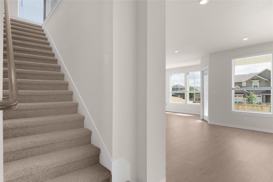 **PHOTO REPRESENTATIVE OF FLOORPLAN ONLY** **PHOTO REPRESENTATIVE OF FLOORPLAN ONLY**