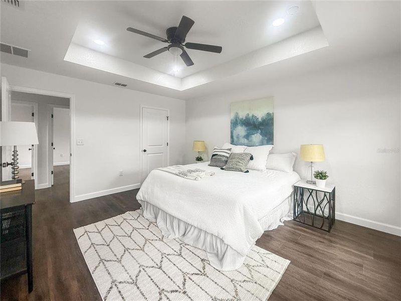 Furnished interior view inside a new home in , Alachua (Image 12).