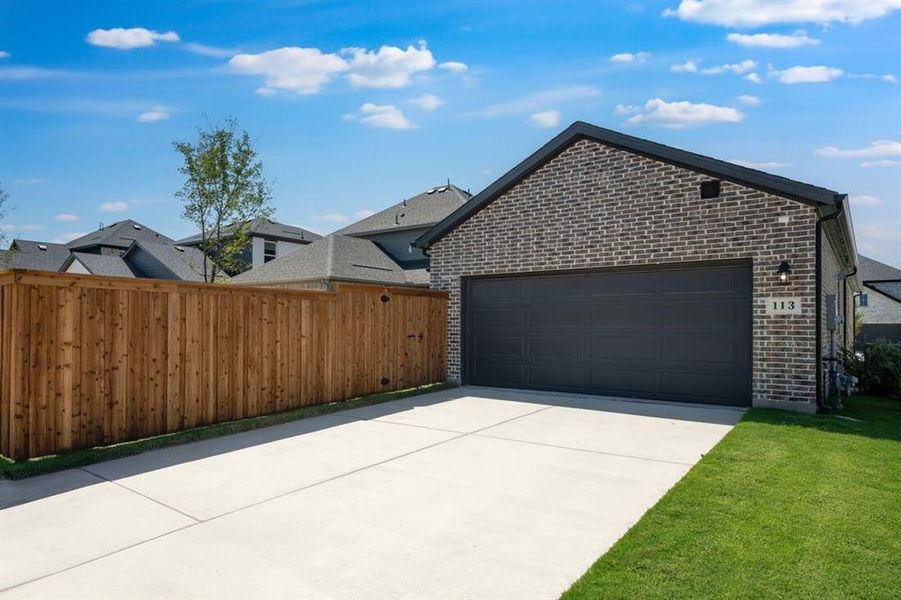 Front exterior of a new home in North Sky Celina, Celina, TX, highlighting curb appeal (Image 19). Front exterior of a new home in North Sky Celina, Celina, TX, highlighting curb appeal (Image 19).