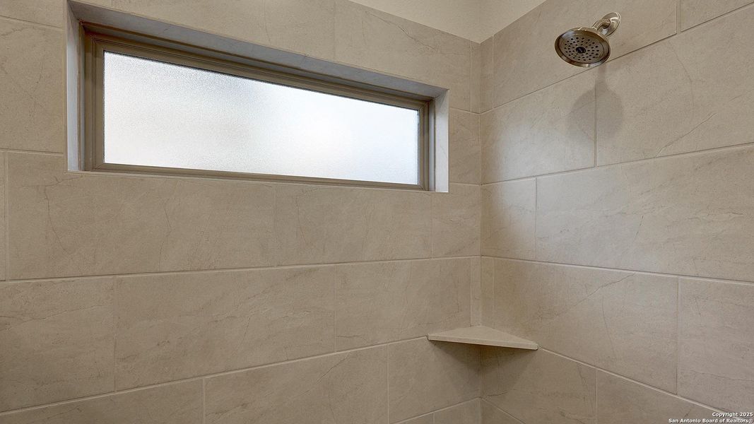 Close-up of interior finishes inside a home in Veranda 40', San Antonio (Image 17).