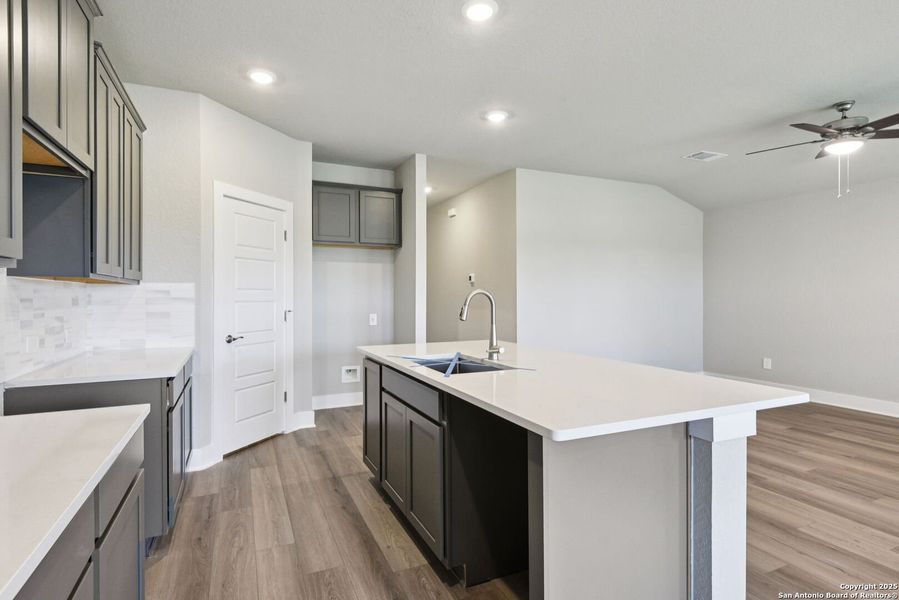 Furnished interior view inside a new home in Carmel Ranch, Schertz (Image 5). Furnished interior view inside a new home in Carmel Ranch, Schertz (Image 5).