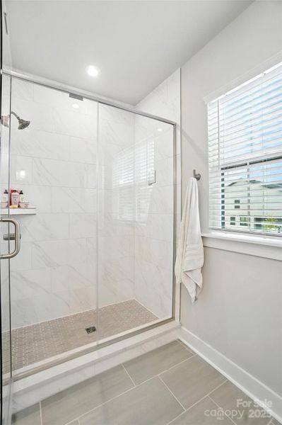 Image 28 of a home in Seven Oaks.