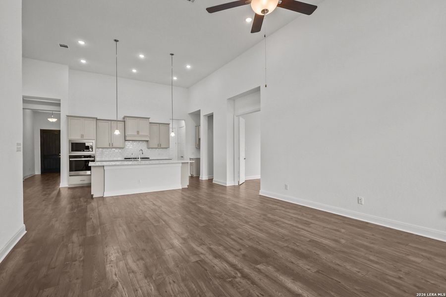 Spacious, unfurnished interior of a new home in Homestead, Schertz (Image 26). Spacious, unfurnished interior of a new home in Homestead, Schertz (Image 26).