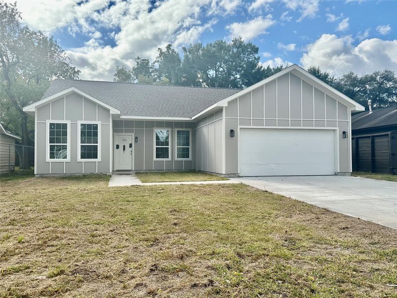 Front exterior of a new home in , Houston, TX, highlighting curb appeal (Image 2).