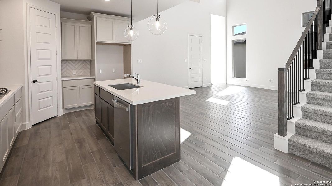 Furnished interior view inside a new home in Solms Landing 45', New Braunfels (Image 5).