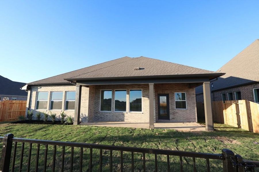 Exterior details and patio area of a home in Oakwood Estates, Waller (Image 1). Exterior details and patio area of a home in Oakwood Estates, Waller (Image 1).