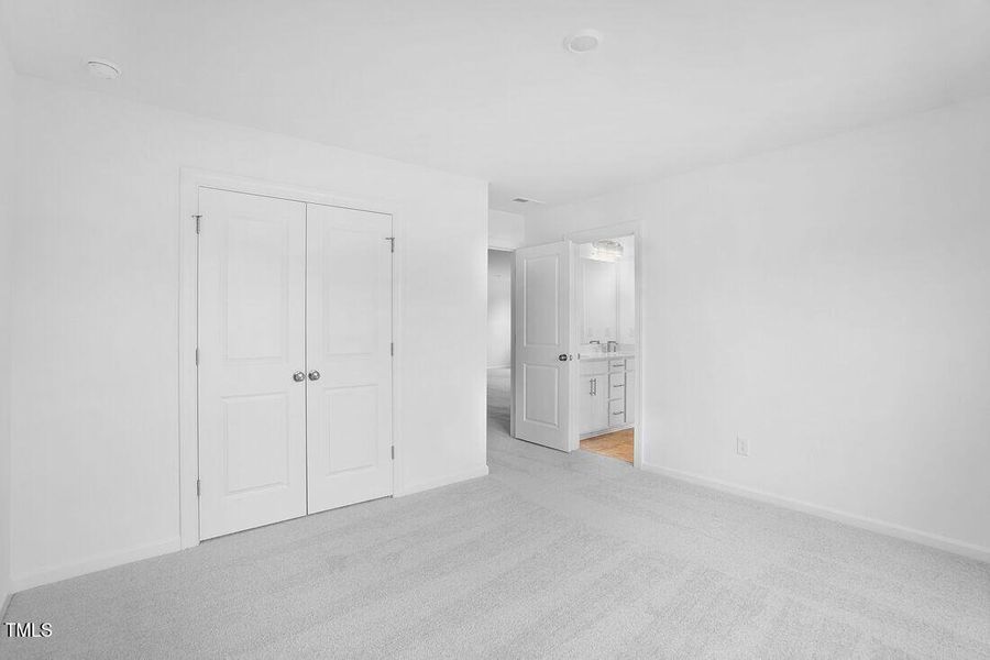 silverstone-wayland-lot-357-bedroom silverstone-wayland-lot-357-bedroom