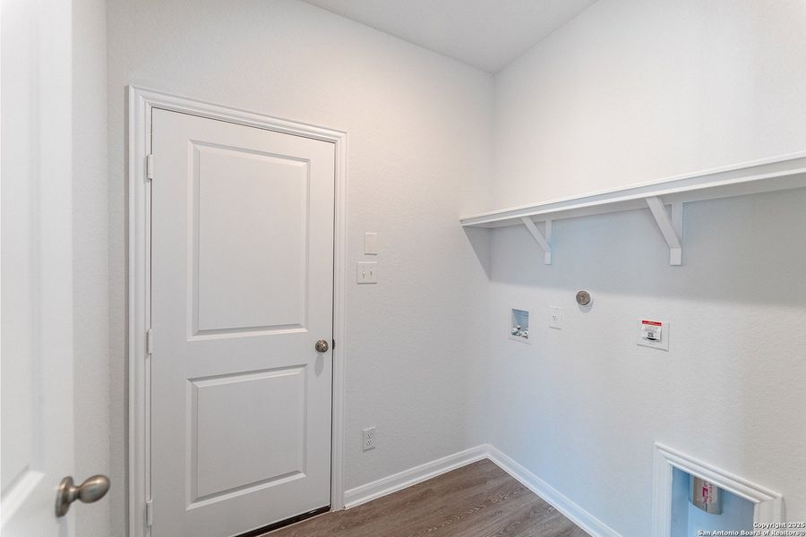 Spacious, unfurnished interior of a new home in Willow View, Converse (Image 9). Spacious, unfurnished interior of a new home in Willow View, Converse (Image 9).