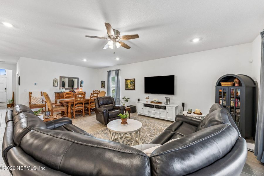 Furnished interior view inside a new home in , Yulee (Image 49).